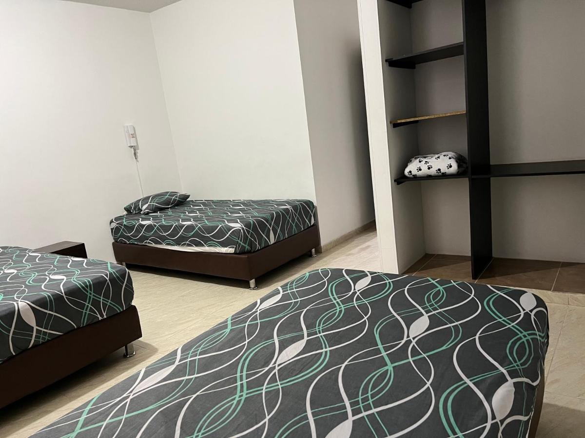 Hotel Marialu Ocaña Kültér fotó