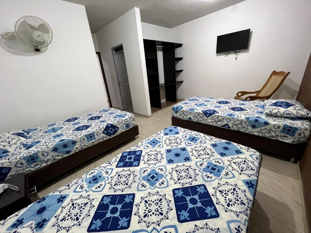Hotel Marialu Ocaña Kültér fotó
