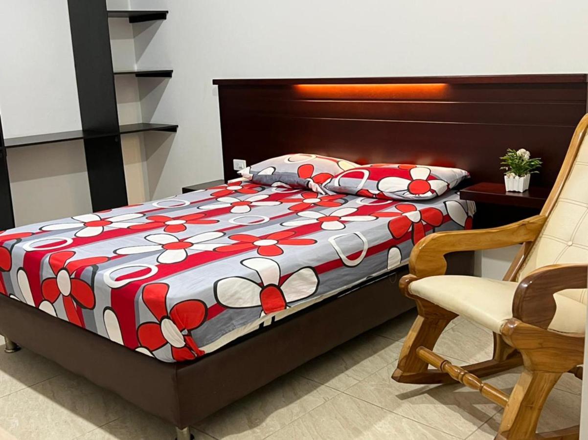 Hotel Marialu Ocaña Kültér fotó