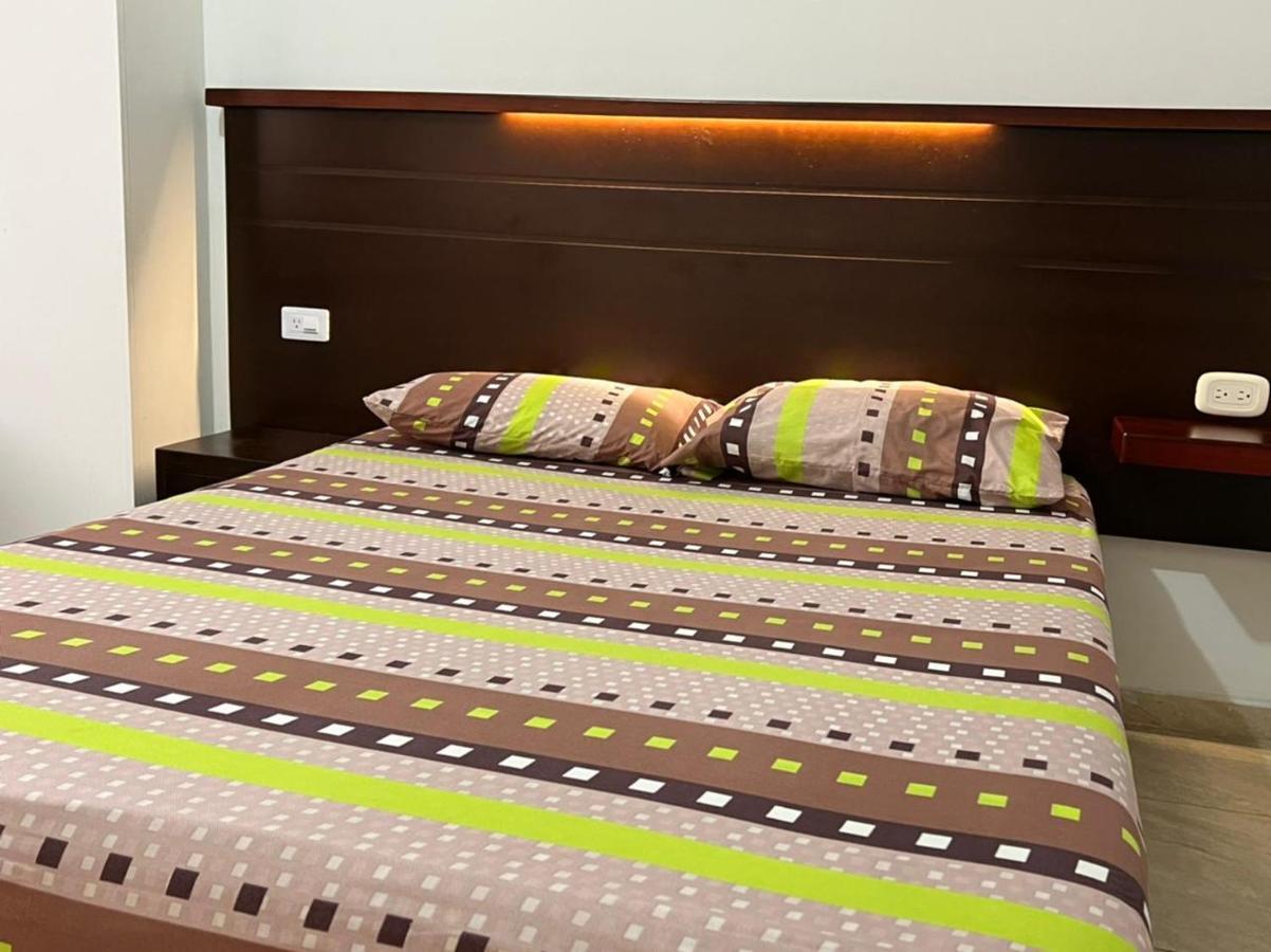 Hotel Marialu Ocaña Kültér fotó