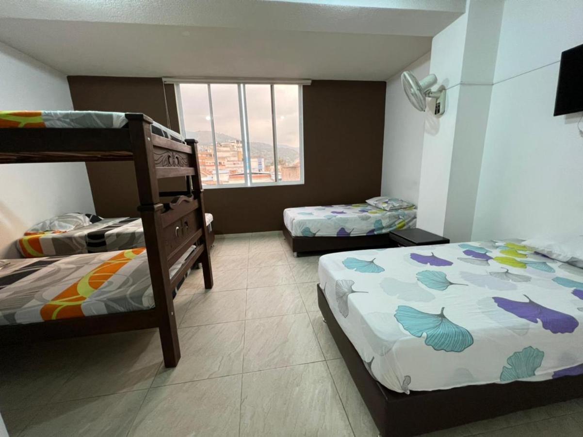 Hotel Marialu Ocaña Kültér fotó