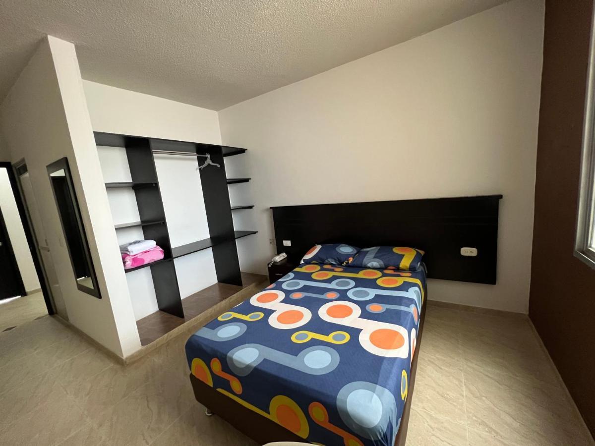 Hotel Marialu Ocaña Kültér fotó